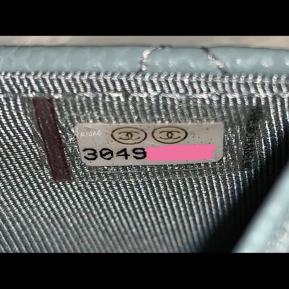 ❌❌SOLD elsewhere❌❌Chanel classic flap card holder - Picture 12 of 13